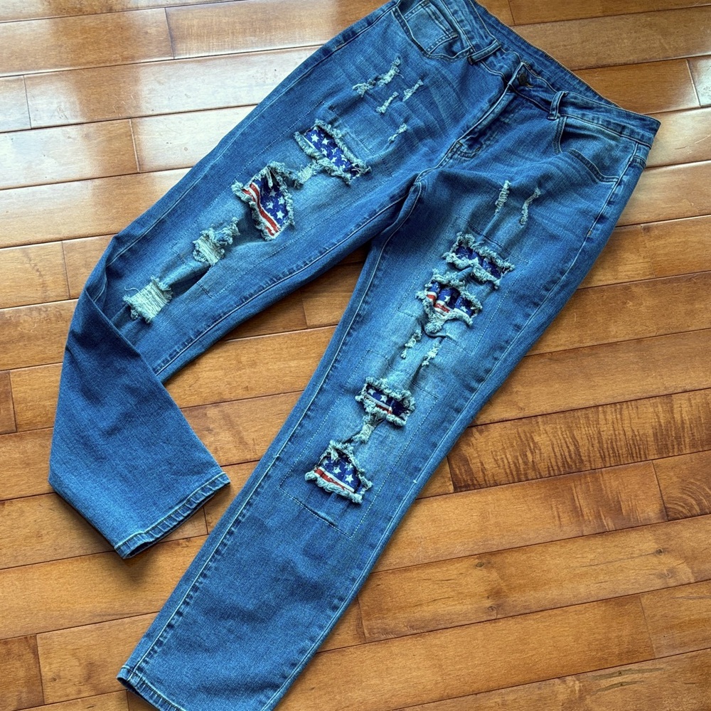 Distressed Patriotic Boyfriend Jeans L